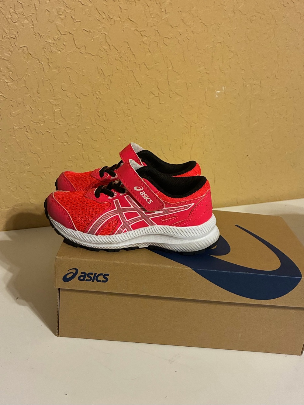 Asics Kids Contend 8 School Yard Running Shoes Size 10 - Picture 5 of 16